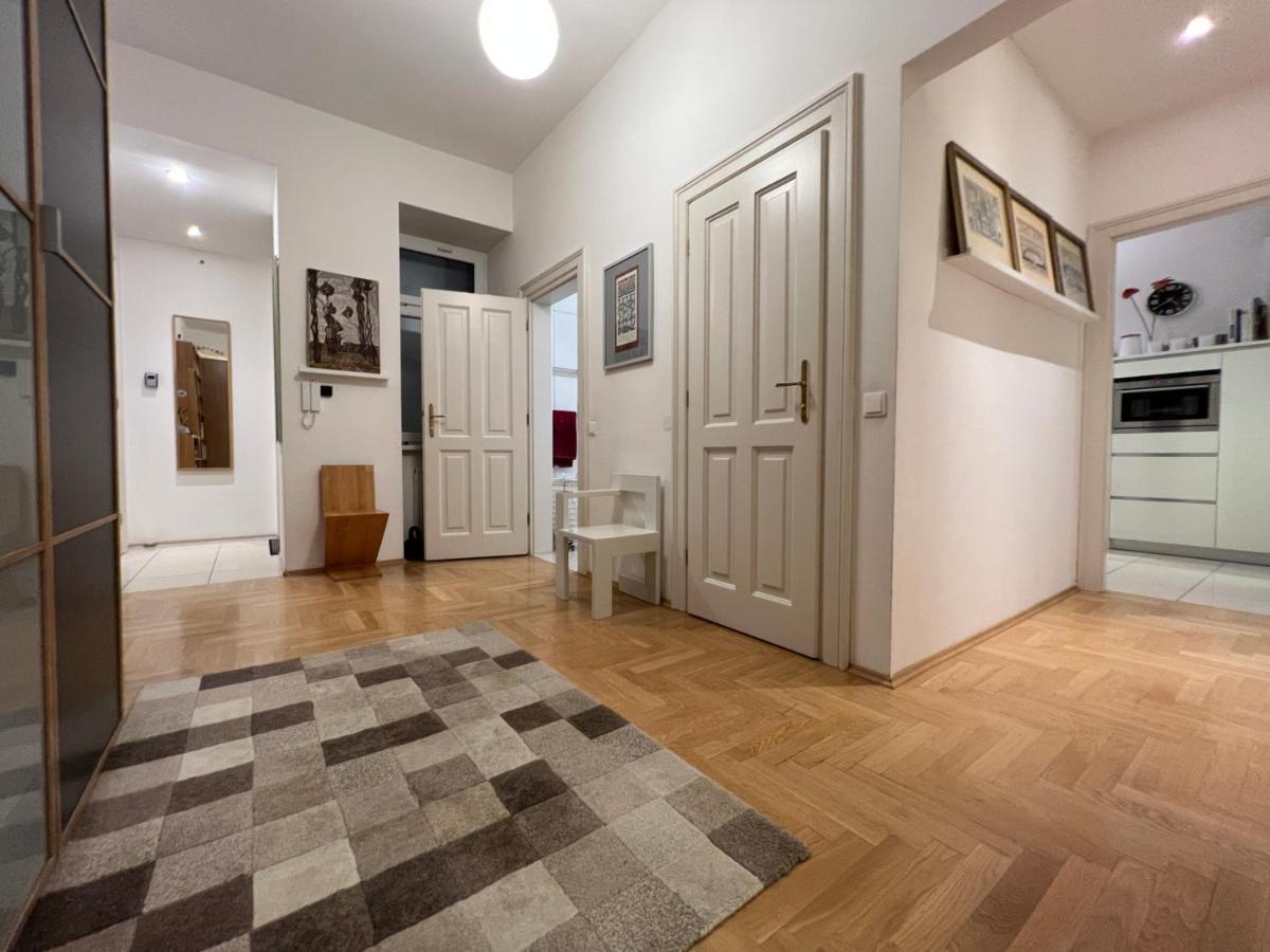 Vienna Design Apartment By Rabe - Kostenfreier Parkplatz & Netflix & Coffee-Bar - Nahe Schloss Schoenbrunn Exterior foto