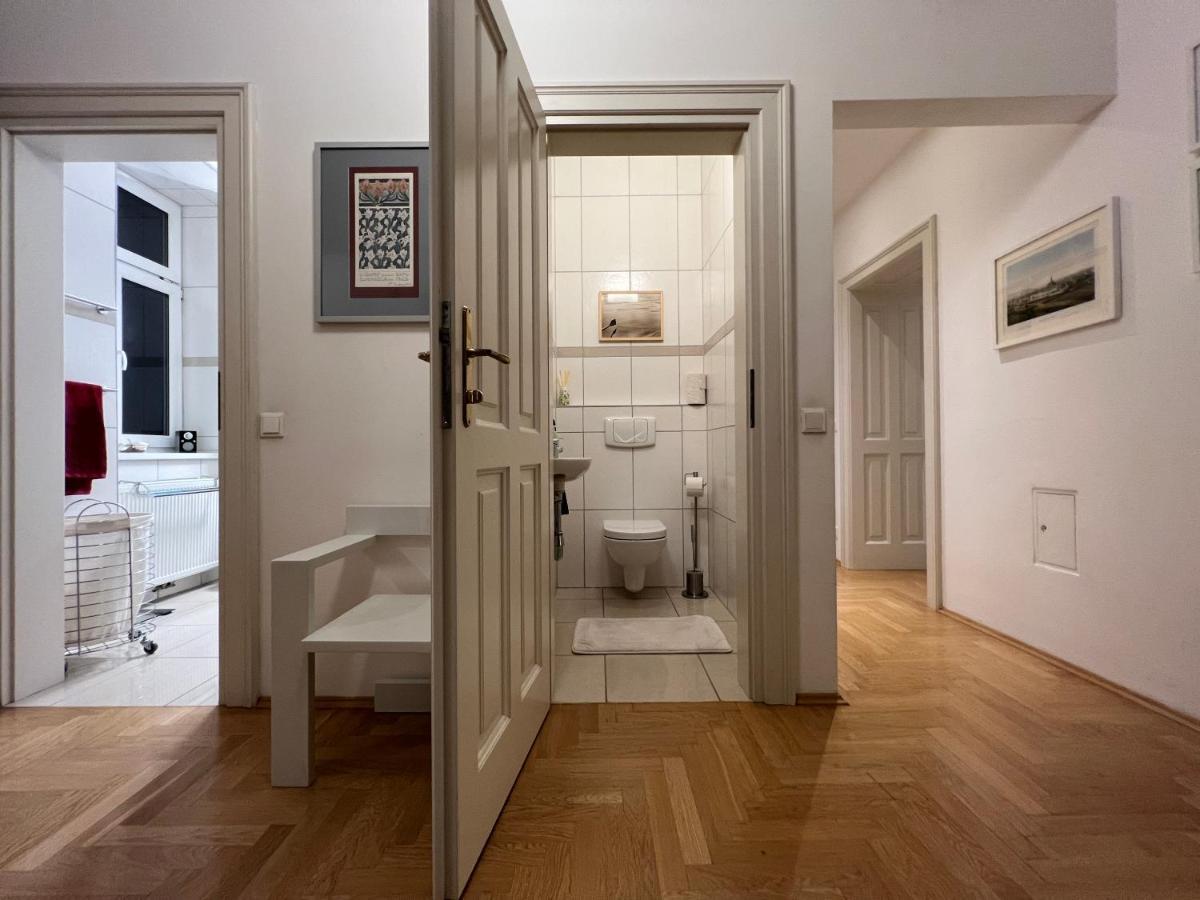 Vienna Design Apartment By Rabe - Kostenfreier Parkplatz & Netflix & Coffee-Bar - Nahe Schloss Schoenbrunn Exterior foto
